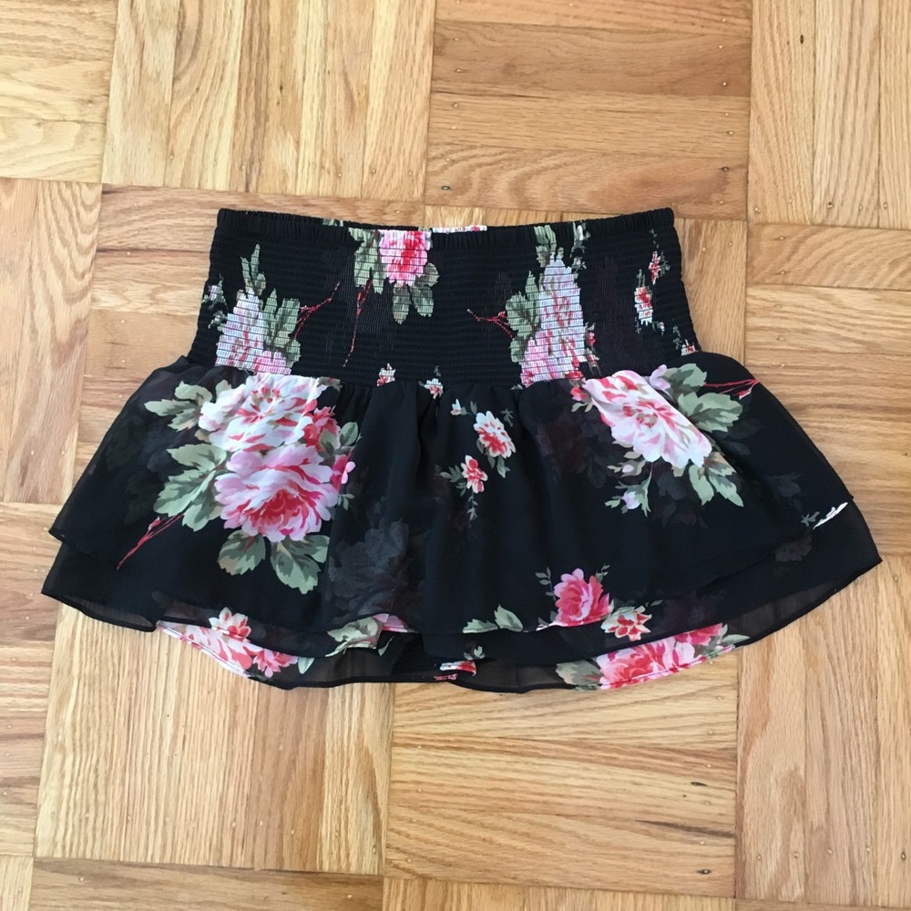 EXPRESS Floral Print Mini skirt/skort